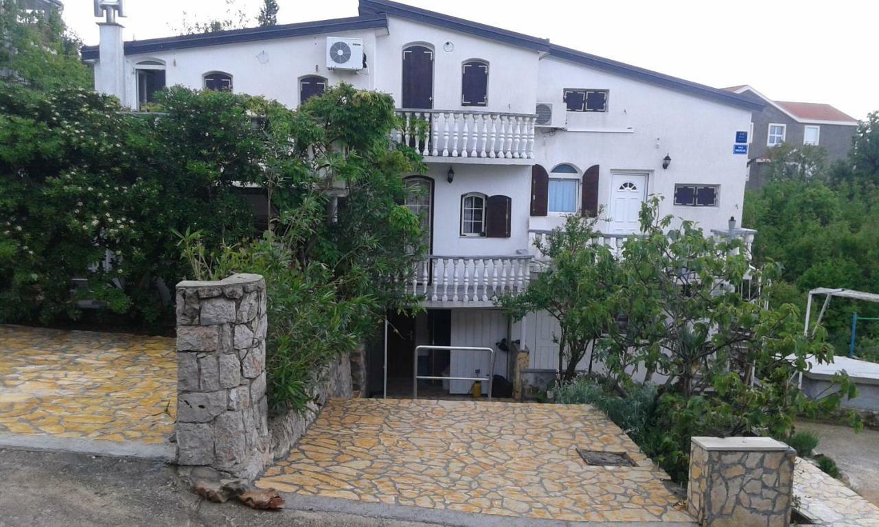 Apartmani Marija Starigrad Paklenica Luaran gambar