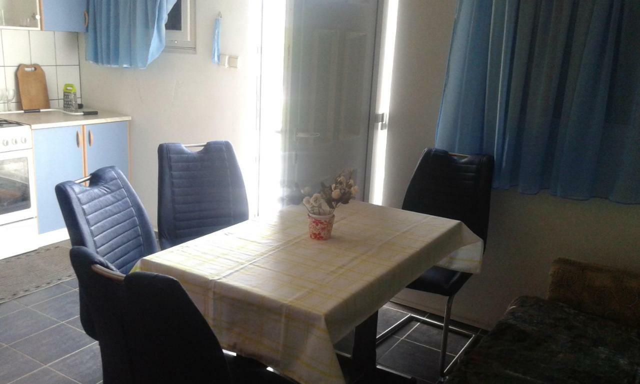 Apartmani Marija Starigrad Paklenica Luaran gambar